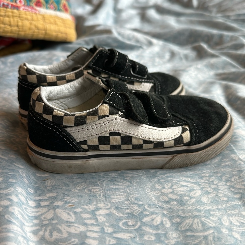 Kids Vans w/velcro, US size toddler 8